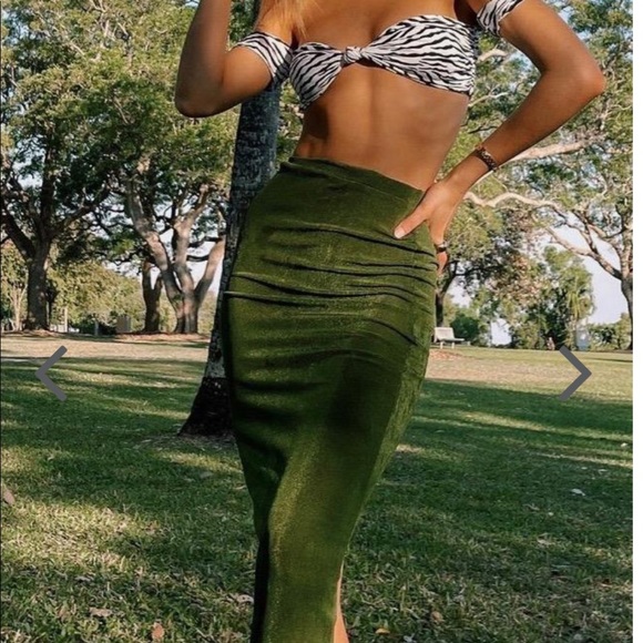 Forest Green Maxi Skirt - Picture 4 of 4